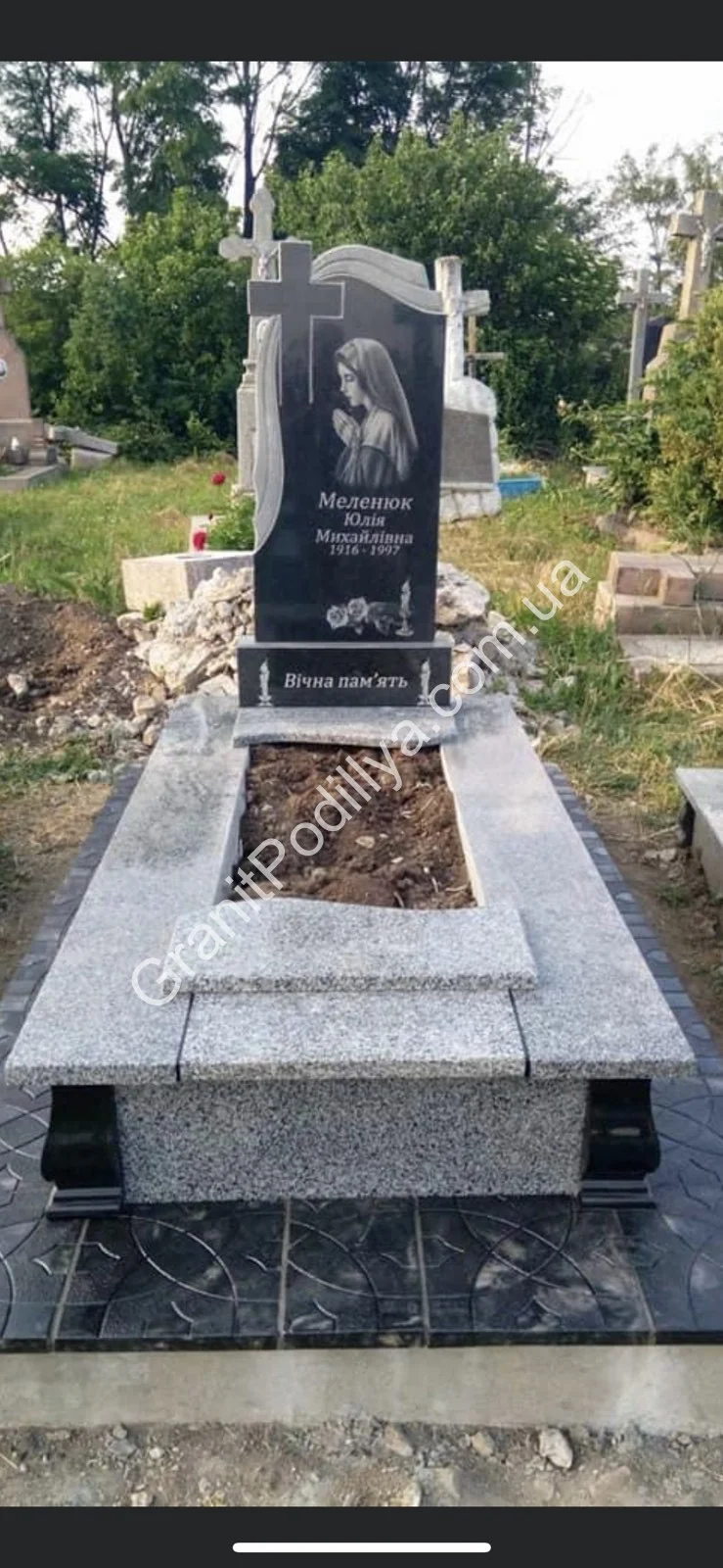 Одинарний пам'ятник з граніту - Кам'янець-Подільський | GranitPodillya